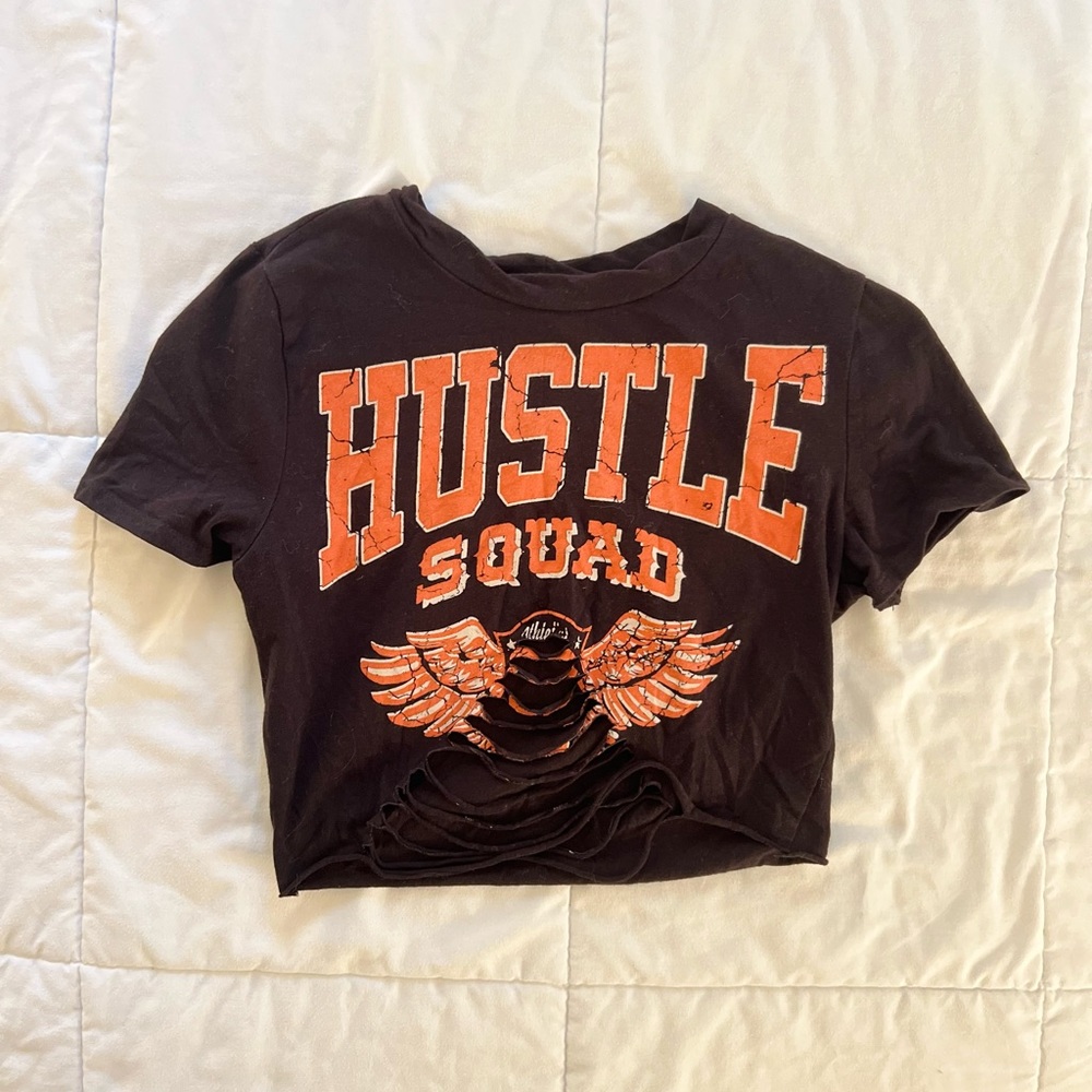 Windsor Hustle Cropped Tee